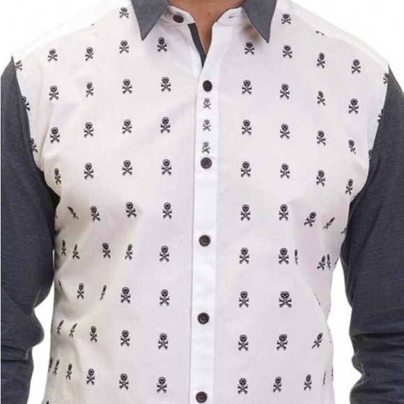 Robert Graham - Skull & Crossbones SoCal Sports Dress Button Down Shirt - Medium - Picture 2 of 16